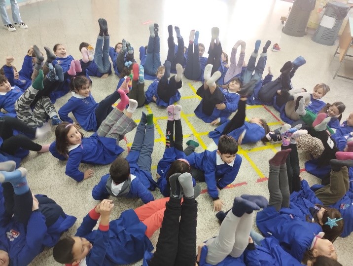 Giornata dei calzini spaiati Scuola Scardigno  2023
