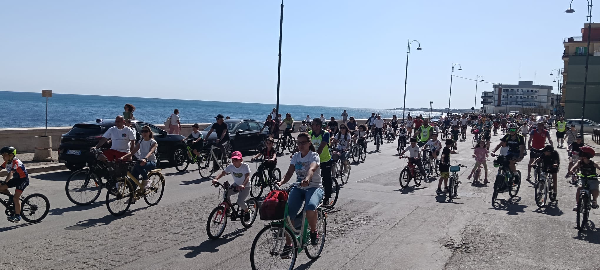 Alunni e genitori in bicicletta